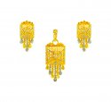 22K Gold Filigree Pendant Set - Click here to buy online - 730 only..