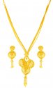 Click here to View - 22Kt Gold Layered Chandrahaar 