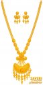 Click here to View - 22K Gold Patta Necklace Set 