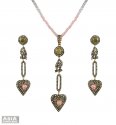Nizams Victorian pendant Set - Click here to buy online - 1,813 only..