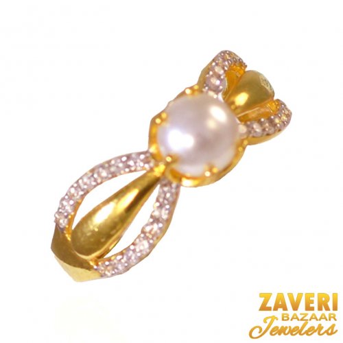 22Kt Gold CZ and Pearl Ring 