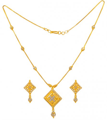 22k Gold Two Tone Necklace 