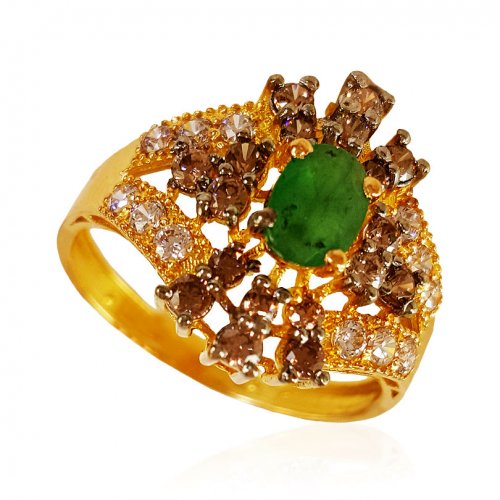 22kt Gold Emerald Ring 