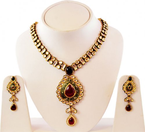 22K Kundan Necklace Earring Set  