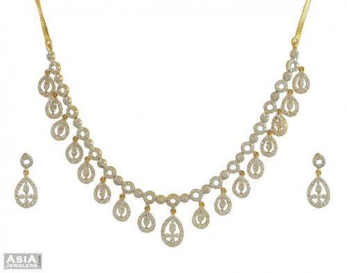 Diamond Necklace Set (18K) 