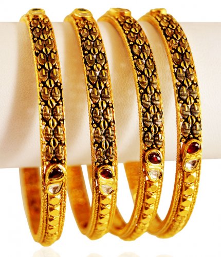 22kt Gold Kundan Bangles (4pc) 