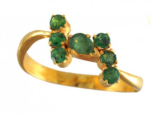 Gold Ring with Emerald 