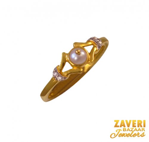 22Kt Gold CZ and Pearl Ring 