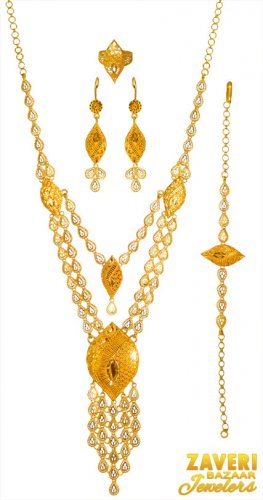 21 Karat Gold Long Necklace Set 