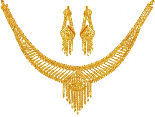 22 Karat Gold Necklace Earring Set 