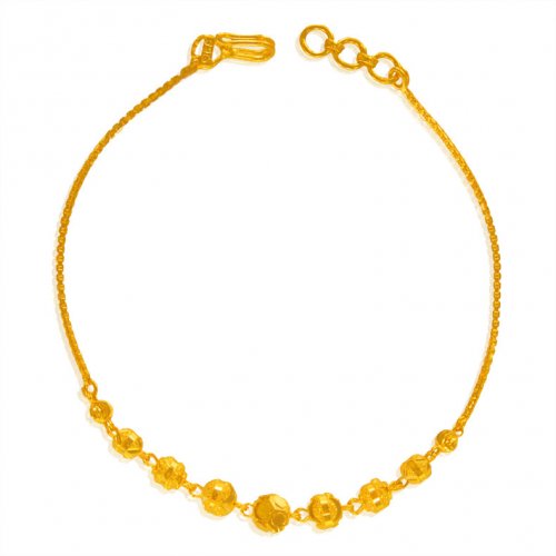 22KT Gold Balls Bracelet AsBr64970 22K Gold bracelet for ladies is handcrafted with beaded