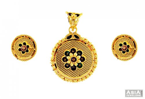 22K Fancy Round Shaped Pendant Set 