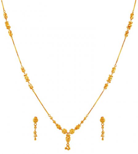 Gold Necklace And Earring Set 