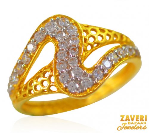 22k Gold Ring with CZ 