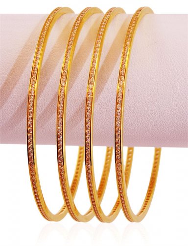 play Learning hole gold bangles set of 
