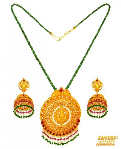 Gold Temple Jewelry Necklace Set 
