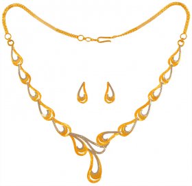 22Karat Gold Light Necklace Set