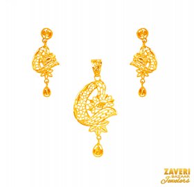 22Kt Gold Fancy Pendant Set