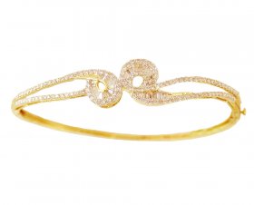 18 Karat Gold Diamond Bracelet