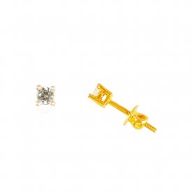 22kt Gold Stud With CZ